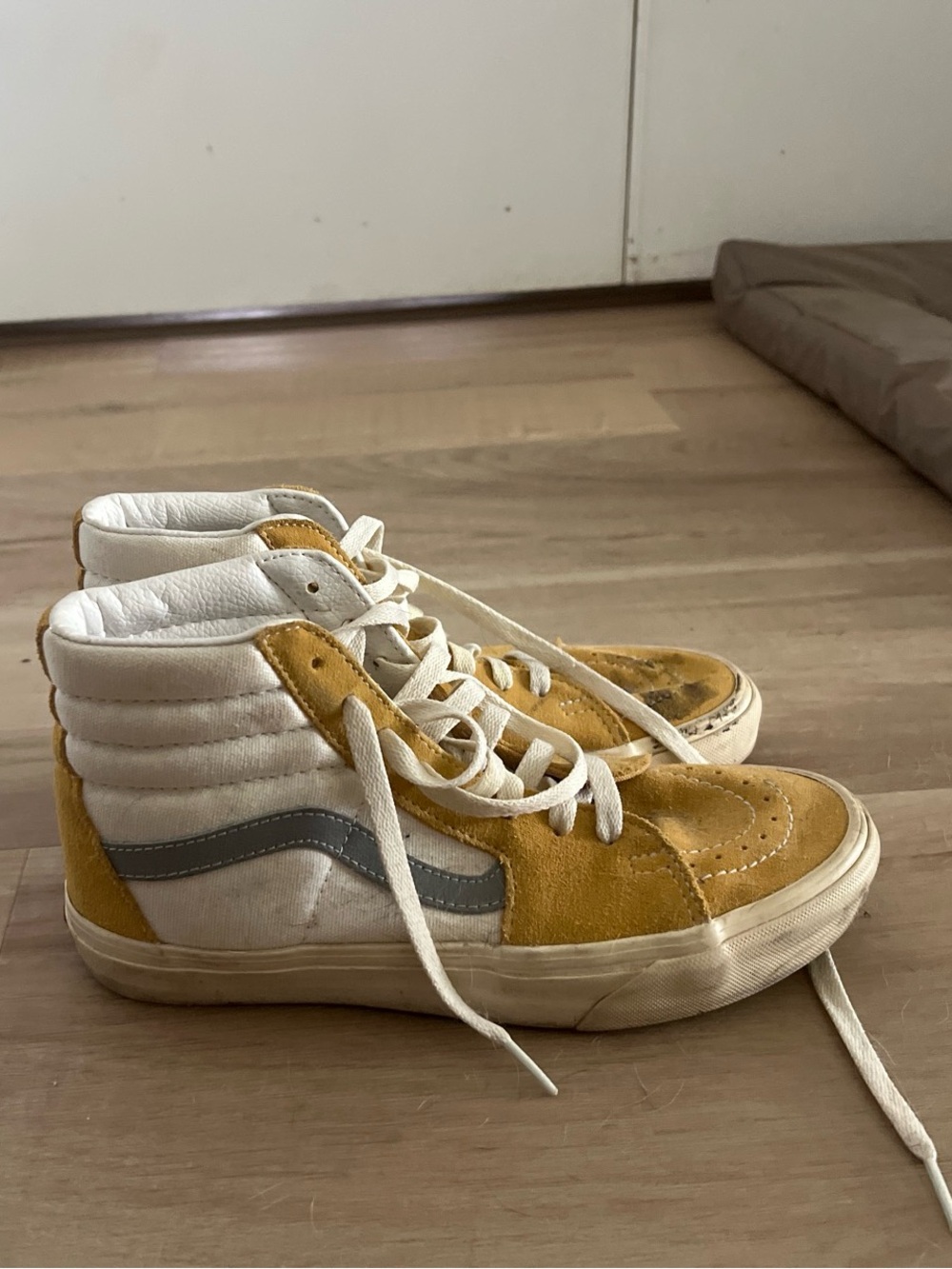 Vans sk8 hi yellow blue and white canvas and suede with leather interior